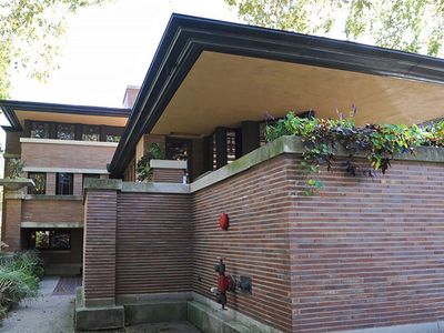 Robie House: cantilever