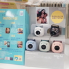 手のひらサイズの超小型カメラ「チェキ instax Pal」