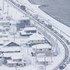 0530 起床　気分快　晴　すし詰め状態の車内で８時間。雪は天災だが、半分は人災、ということですね。水の郷針江、花の咲くころに、また行きたいなあ。