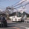 【速報・詳報】愛知県半田市で観光バス事故 - 信号交差点での電柱衝突の詳細と安全対策