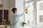 Cleaning windows mrs hinch no streaks method