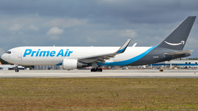 A picture of N1217A - Boeing 767375(ER)(BDSF) - [25865] - © Jorge Saenz