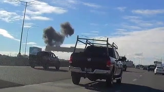 Moment plane crashes into Hawaii building captured on dashcam