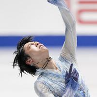 男子SPで演技する羽生結弦＝東京・国立代々木競技場で2019年12月20日、佐々木順一撮影