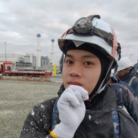 秋田県内の現場でのチョンさん。人が嫌がる仕事まで率先して動く働き者だった＝川崎さん提供