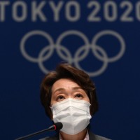 記者会見する東京五輪・パラリンピック組織委員会の橋本聖子会長＝東京都江東区で2021年7月22日午前11時49分、久保玲撮影