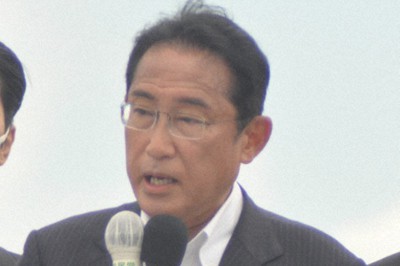 山形県寒河江市内で応援演説に熱弁をふるう岸田文雄首相。終了後に当初予定を変更して首相官邸に戻った＝2022年7月8日午後0時19分、熊田明裕撮影