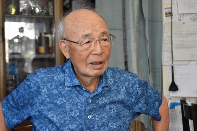 核兵器廃絶への思いを語る宮田隆さん＝長崎県雲仙市で2022年7月26日午後4時25分、中山敦貴撮影