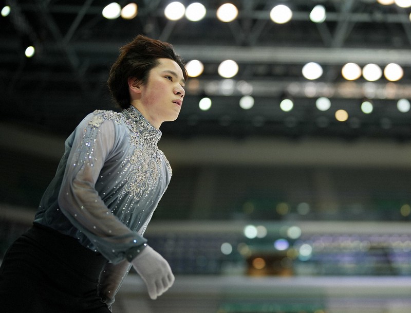 フリーの当日練習に臨む宇野昌磨＝イタリア・トリノのパラベラ競技場で2022年12月10日、貝塚太一撮影