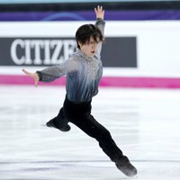 男子フリーで演技する宇野昌磨＝イタリア・トリノのパラベラ競技場で2022年12月10日、貝塚太一撮影