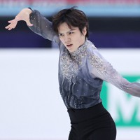 男子フリーで演技する宇野昌磨＝イタリア・トリノのパラベラ競技場で2022年12月10日、貝塚太一撮影