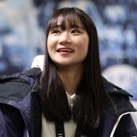 女子フリーから一夜明けて取材に応じる河辺愛菜＝フィンランド・エスポーで2023年11月19日、猪飼健史撮影