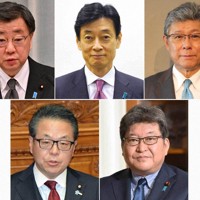 自民党安倍派「5人衆」の（左上から時計回りに）松野博一氏、西村康稔氏、高木毅氏、萩生田光一氏、世耕弘成氏