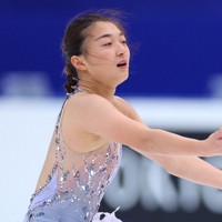 女子SPを前に練習に臨む坂本花織＝長野市のビッグハットで2023年12月22日、猪飼健史撮影