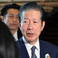 岸田文雄首相との会談後、記者団の取材に応じる公明党の山口那津男代表＝首相官邸で2024年1月18日午後1時10分、竹内幹撮影