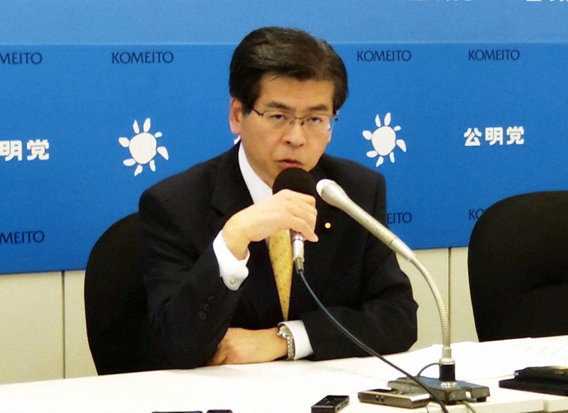 記者会見で「政治改革ビジョン」について説明する公明党の石井啓一幹事長＝国会内で2024年1月18日午後1時58分、竹内望撮影