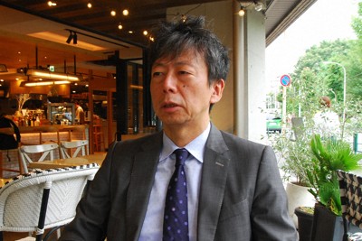 ひきこもり当事者への取材を重ねてきた池上正樹さん＝東京都世田谷区で2024年6月27日午後3時49分、千脇康平撮影