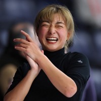 公式練習に臨む坂本花織＝カナダ・ハリファクスで2024年10月24日、猪飼健史撮影