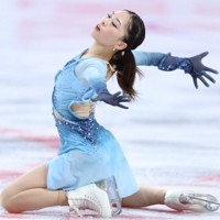 女子SPで演技する吉田陽菜＝カナダ・ハリファクスで2024年10月25日、猪飼健史撮影