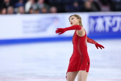 女子SPで演技する坂本花織＝カナダ・ハリファクスで2024年10月25日、猪飼健史撮影