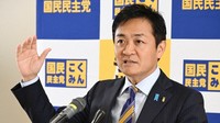 自民党との幹事長会談などを受けた記者会見で質問に答える国民民主党の玉木雄一郎代表＝衆院第1議員会館で2024年10月31日、平田明浩撮影