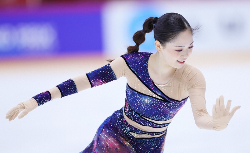 女子フリーで演技する吉田陽菜＝フィンランド・ヘルシンキで2024年11月16日、吉田航太撮影