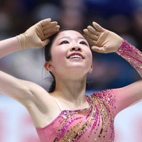 NHK杯女子SPで演技する千葉百音選手＝国立代々木競技場で2024年11月8日、猪飼健史撮影