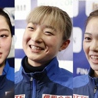 （左から）千葉百音、樋口新葉、坂本花織、吉田陽菜、松生理乃の各選手