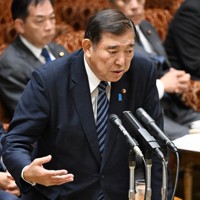 参院予算委員会で質問に答える石破茂首相＝国会内で2024年12月17日午前9時26分、平田明浩撮影