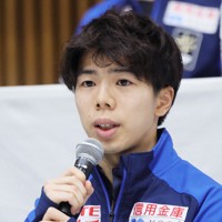 意気込みを語る佐藤駿＝東和薬品ラクタブドームで2024年12月23日、吉田航太撮影