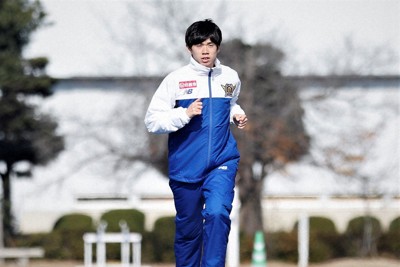 順天堂大主将の服部壮馬選手。箱根駅伝ではエントリーメンバーから外れたが、最後までチームのために声掛けを続けるという＝順天堂大提供