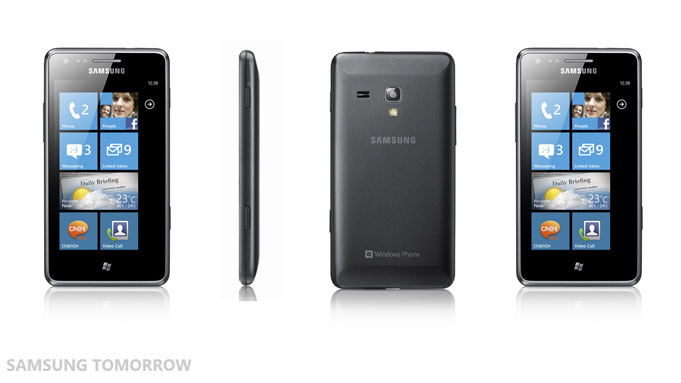 Samsung Omnia M launched: bit of a copy cat