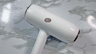 T3 Featherweight hair dryer