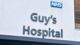 Guy's' Hospital External Sign.