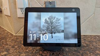 Echo Show 10 Lifestyle image