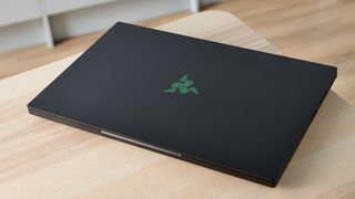 Razer Blade Pro 17 2019 closed