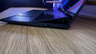 Asus Zenbook Pro 14 Duo OLED