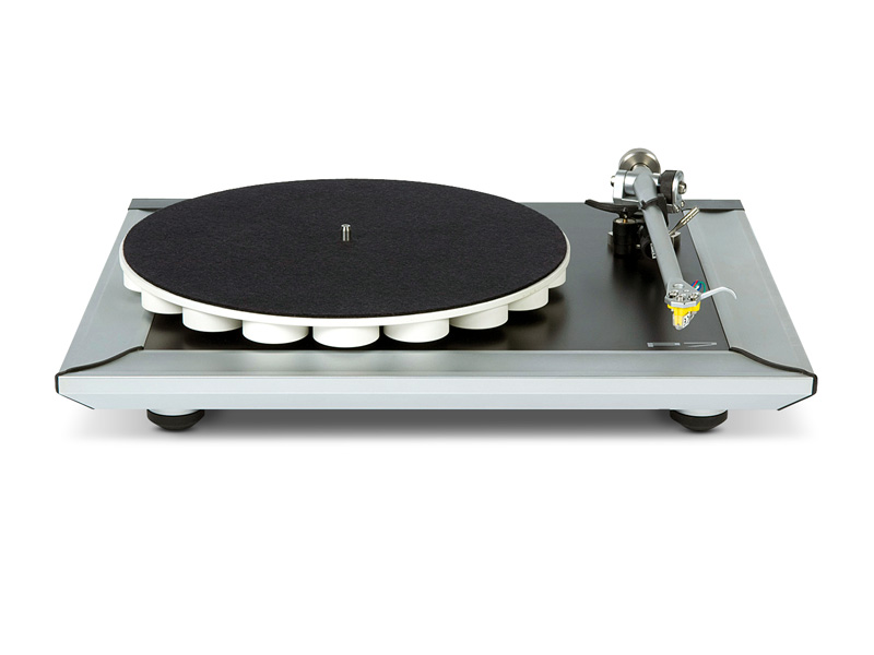 Rega P7 (RB700 tonearm)