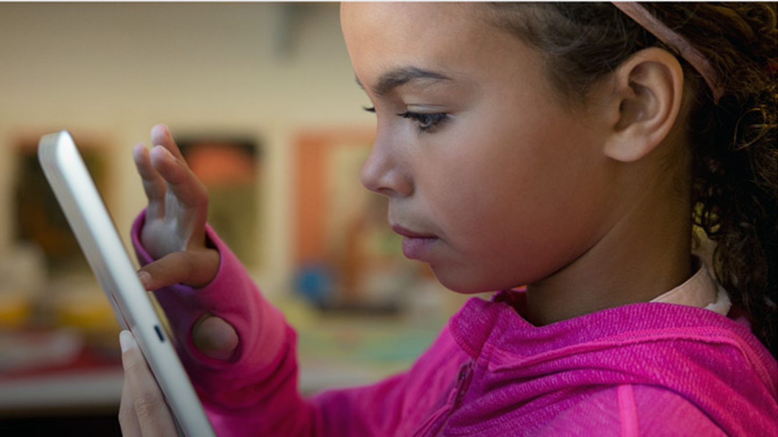 Child with tablet