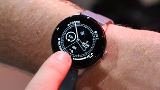 Google Pixel Watch 2 HANDS ON