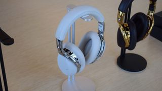 montblanc smart headphones