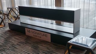 LG rollable OLED