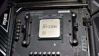 AMD Ryzen 7 3700X