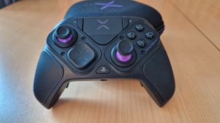 Victrix Pro BFG review image showing close up of the front of the controller