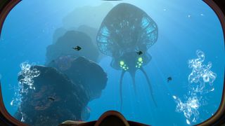 A little fish in a big pond. (Image: Subnautica. Image credit: Unknown Worlds)