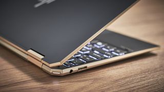 HP Spectre x360 (2020)