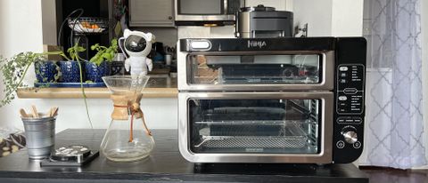 an iamge of the Ninja Double Oven air fryer in a kitchen