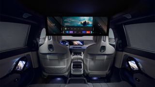 BMW i7 Theatre Screen