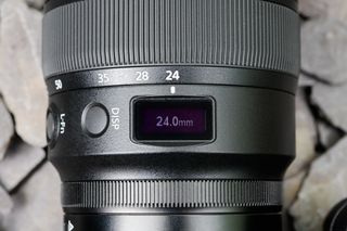 Nikon Z 24-70mm f/2.8 S