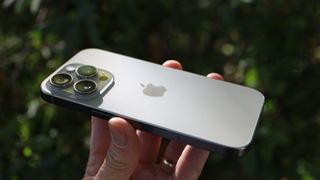 Apple iPhone 16 Pro REVIEW